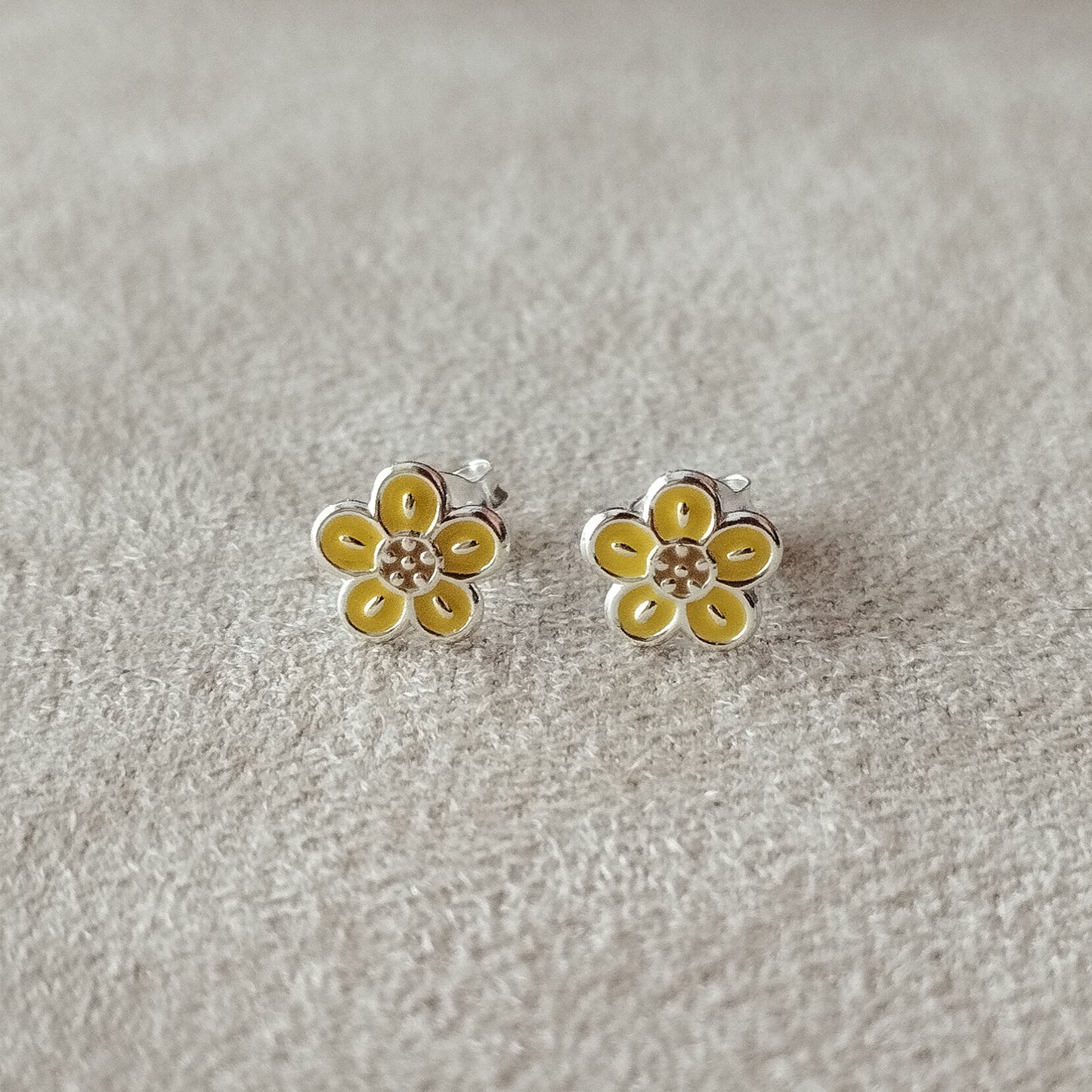 Brincos Flor - A Bijuteria