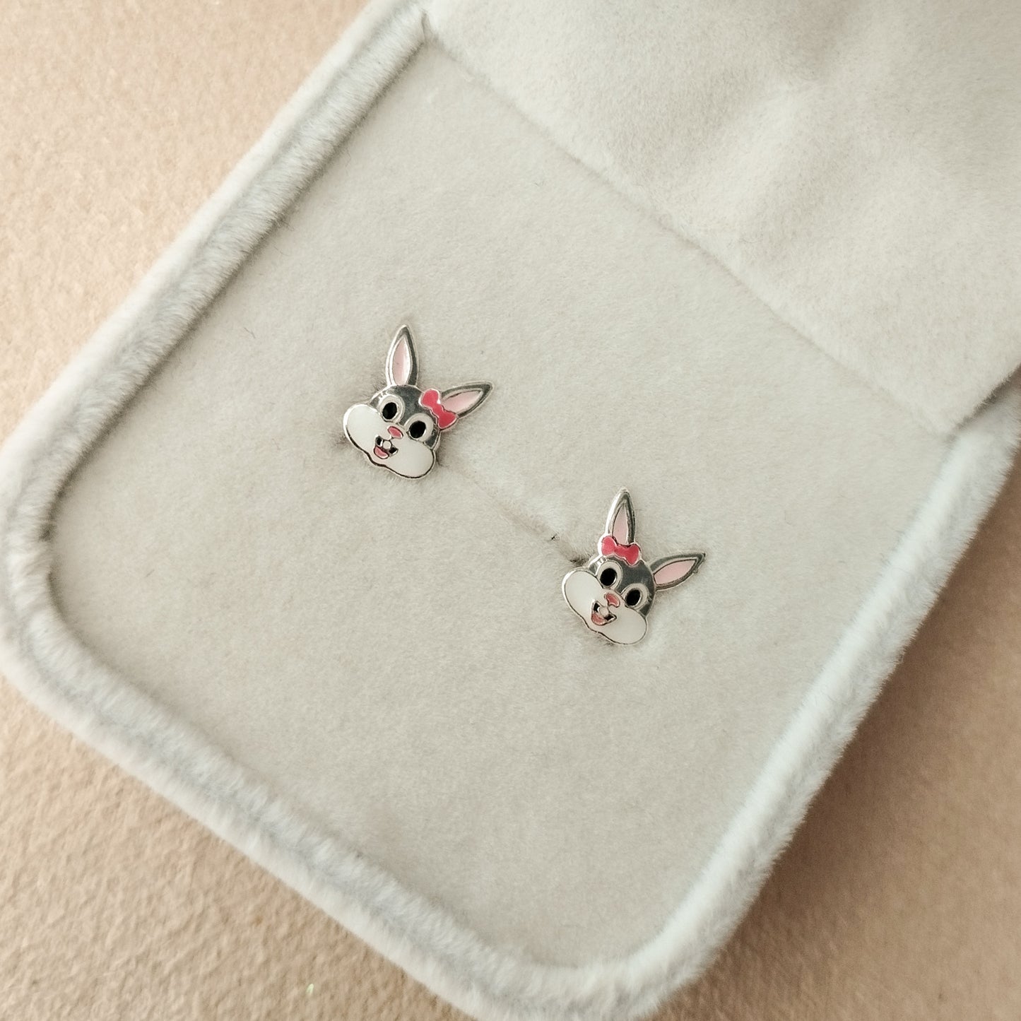 Brincos Coelho - A Bijuteria